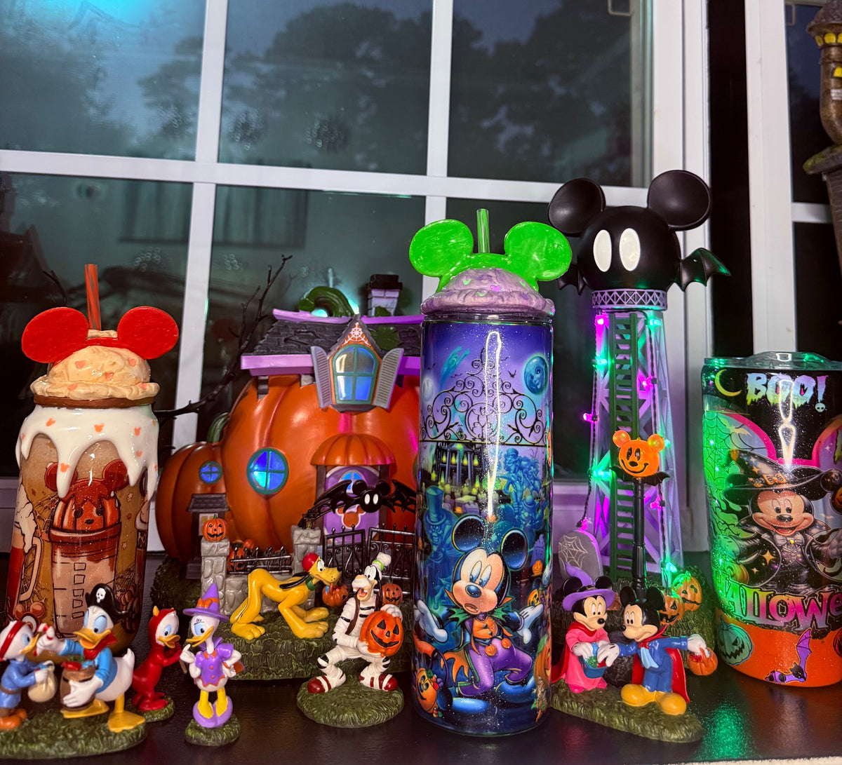 🎃👻MickeyMo Friends 👻🎃