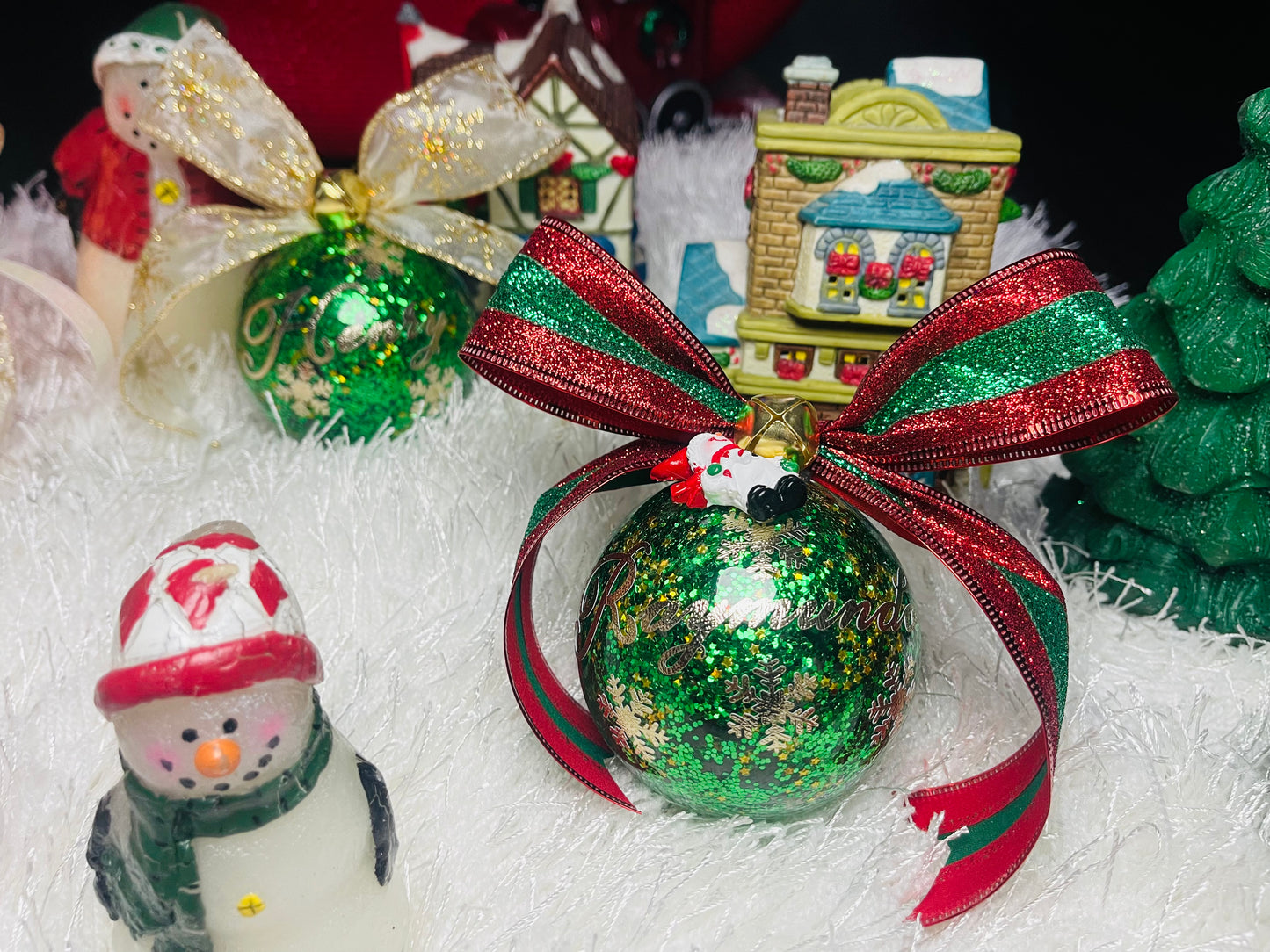 Green Christmas ornaments 🎄