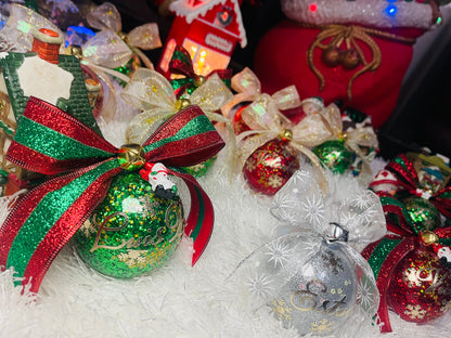 Green Christmas ornaments 🎄
